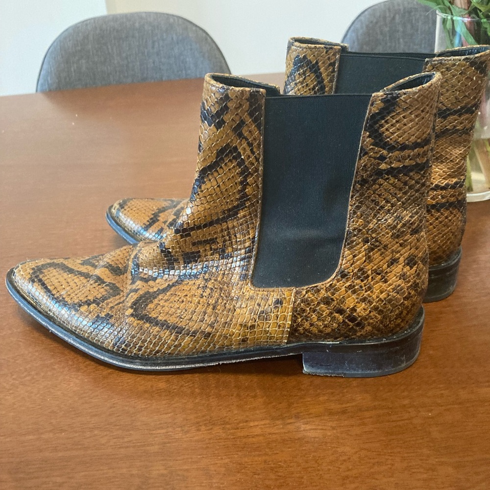 Freda Salvador snake boots 10